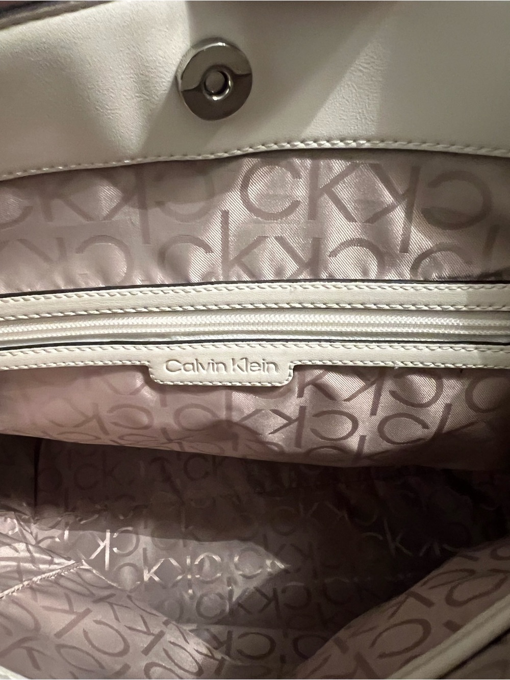 Pink Ombre CK Summer Tote - Picture 6 of 10